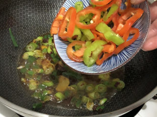 16、花蛤粉丝,青红尖椒圈