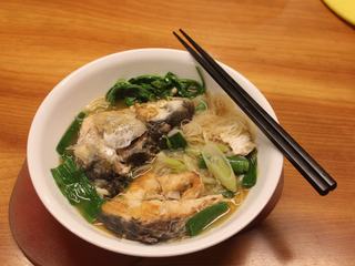 12、乌鱼米粉,乌鱼肥厚鲜美，米粉吸足麻油及鱼鲜，够味好吃。