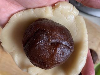 12、美味的豆沙月饼,包