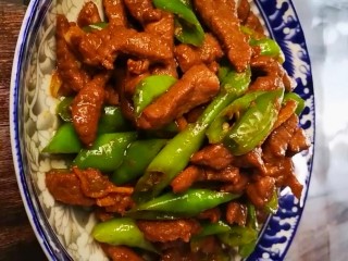 10、杭椒牛柳,杭椒牛柳最好了