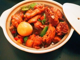 1、蜜汁鸡腿,秘制鸡腿。