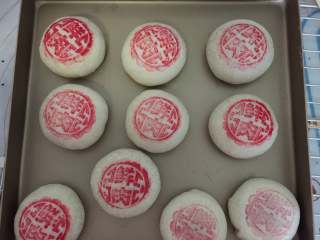 23、蟹粉鲜肉月饼,时间到出炉