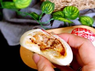 24、蟹粉鲜肉月饼,开吃