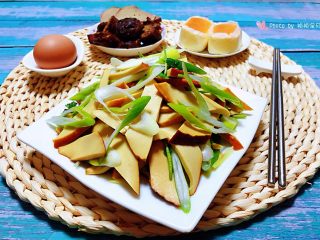 13、冬至美食+葱拌素鸡,普通的食材用心去做就会得到意想不到的收获