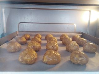 9、燕麦巧克力棒棒糖,放入烤箱中层160度烤35分钟