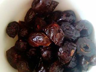 5、八宝粽子,蜜枣切丁