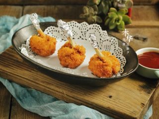 20、鸡翅根还能做出惊艳的宴客菜,最后根部包上锡纸。干净美观。