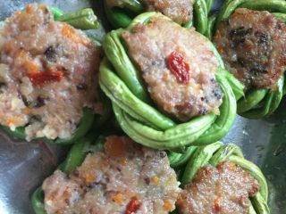 15、土豆肉末酿豆角,全部煎好了