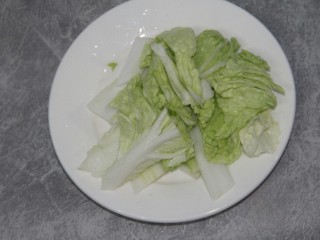 2、深夜食堂～年糕辣酱芝士方便面,切点白菜