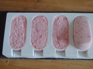 23、树莓之恋慕斯,第二天取出脱模