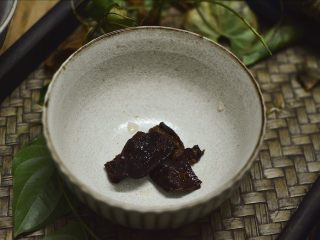 4、红豆汤圆,泡好的陈皮沥水备用。
