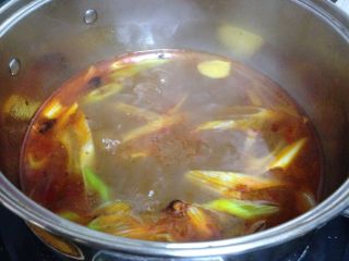 10、简版串串香辣火锅,加入老母鸡浓汤宝