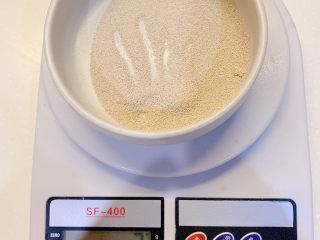 2、香酥小油条,3g酵母粉