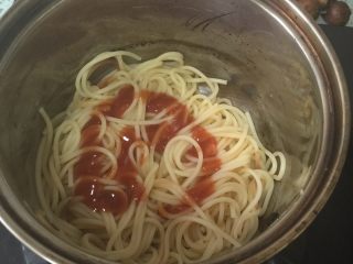 3、简单的意面????,加意面酱料