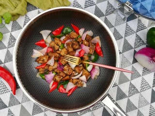 14、排骨怎样做好吃~生炒排骨,做好了排骨很香噢