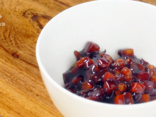 13、如何自制海味炸酱,盛出