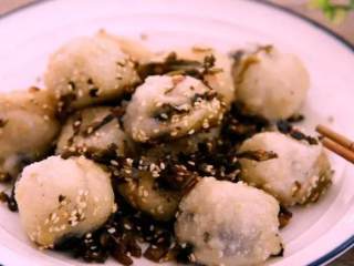 7、炒汤圆外酥内糯,咸甜可口！,赶快动手尝试下吧