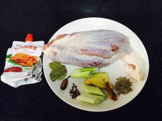 1、#咸味#  老天津卫特色酱牛肉,准备好食材