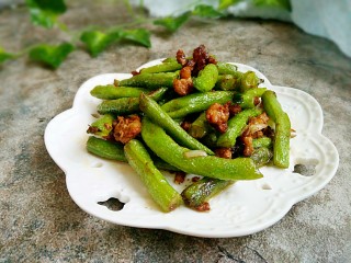 13、干煸豆角,敏茹意：干煸豆角做好了