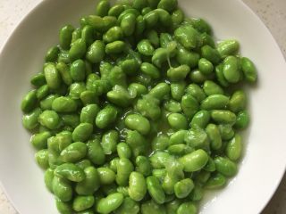 5、青豆鸡胗,存出备用。