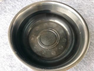 4、蒜泥白肉,冰水一大碗(提前把开水晾凉，放冰箱冷藏)