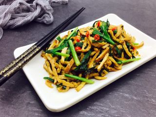 25、#绿色美食# 韭菜肉丝香干小炒,成品图