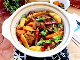 32、山药胡萝卜牛肉煲,成品