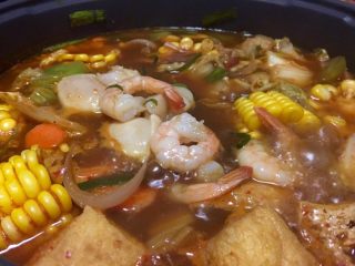 10、「吃货久久」立冬就想念一锅热腾腾的咕噜咕噜,想吃啥加啥 咕噜咕噜 好好吃 少油锅也不怕胖啦????????