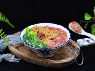 15、懒人煲仔饭--电饭煲版,盛入碗中，摆整齐～宝贝等不及了！