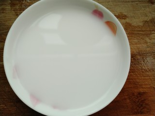 9、黄椒炒西兰花,水淀粉调好