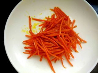 7、鱼香金针菇,盛出待用