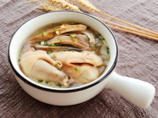 13、猪肚包鸡,成品图。