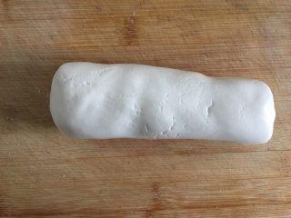 7、彩色糯米糍,揉捏成团