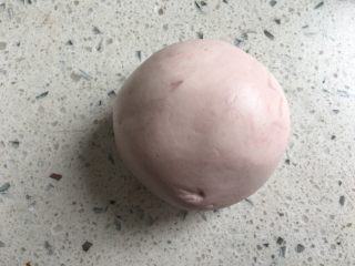 10、彩色糯米糍,揉匀