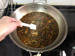 26、酸汤牛肉➕酸菜粉丝牛肉,加少许白糖