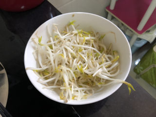 30、酸汤牛肉➕酸菜粉丝牛肉,捞出