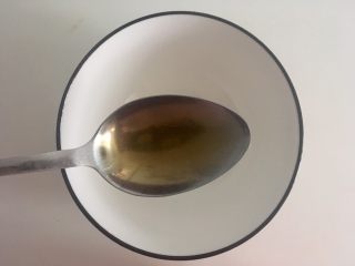 4、小牛饭便当,调料汁，一勺料酒