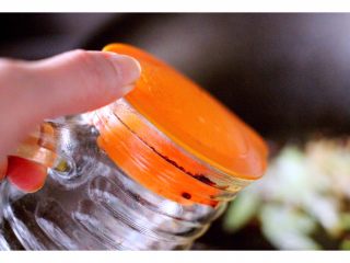 6、风味花蛤,加入生抽