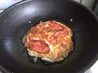 11、大阪烧,翻面再小火加盖煎一会,盛出