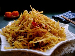 6、干煸土豆丝,成品！干煸土豆丝！