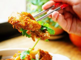 16、这样做鱼好吃入味不腥气~,汤汁浓郁，鱼肉鲜美。