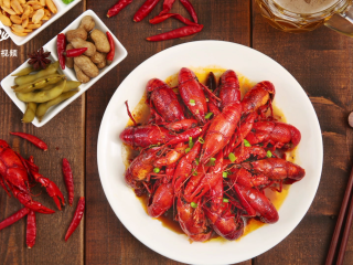 20、厨房小白的福音，电饭煲自制麻辣小龙虾,成品展示