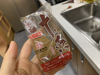 22、爆炒田螺肉,加入十三香