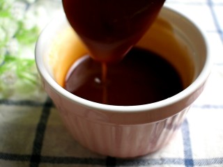 9、茄汁大虾,搅拌均匀，备用