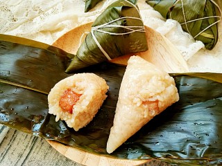 14、鲜肉粽子,美味的鲜肉粽。