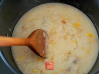 11、承味意大利糙米奶油蘑菇饭#发现粗粮之美#,小火熬制5-10分钟，根据个人口味就行。