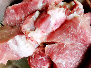 3、广式叉烧,按自己需要改刀