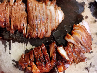 23、广式叉烧,切好了