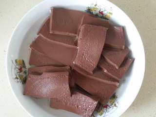 7、毛血旺,捞出备用。