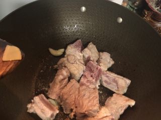 5、茶香排骨,炒到这种程度